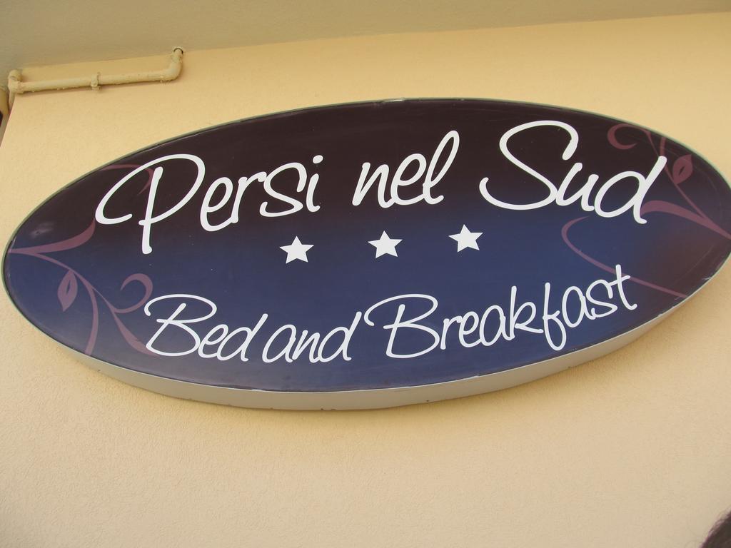 B&B Persi Nel Sud, 波扎洛 外观 照片