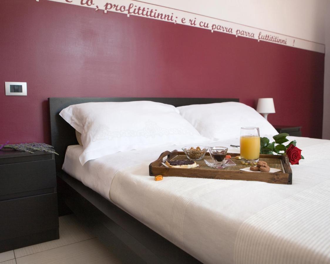 B&B Persi Nel Sud, 波扎洛 外观 照片
